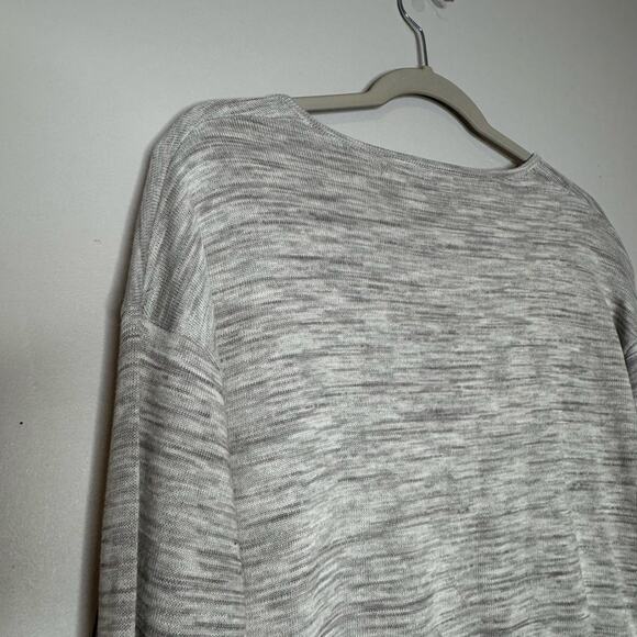 Stitches & Stripes V-Neck Long Sleeve Pullover Sweater Gray NWT Size Small - Picture 6 of 7